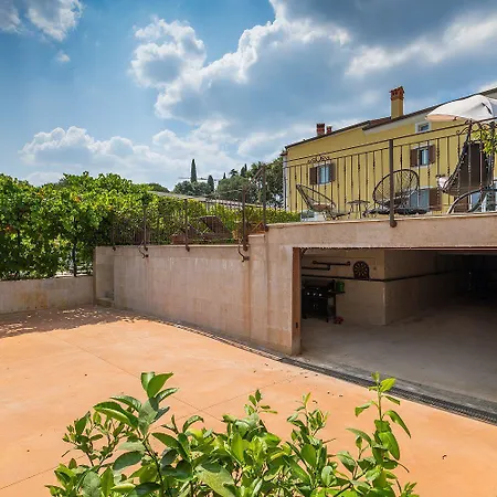 Hébergement de vacances Schoene Bei Rovinj Mit Privatem Pool